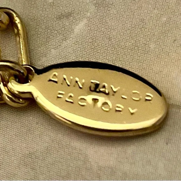 Ann Taylor Factory wood pendant with long tassel on a beaded paper clip chain. - Picture 6 of 6